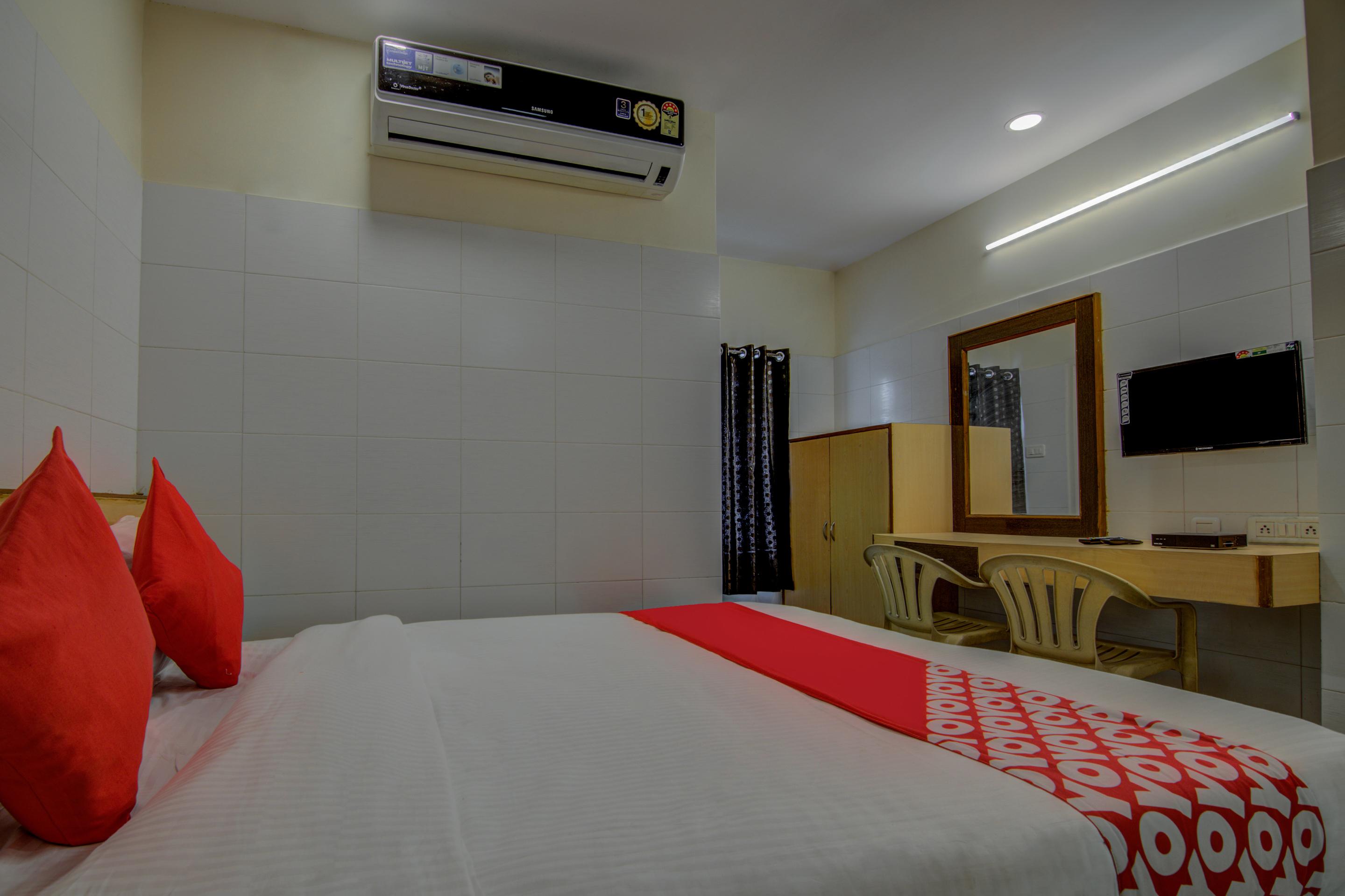 Hotel O Mayur'S Residency Near Malkpet Sururnagar Bagian luar foto