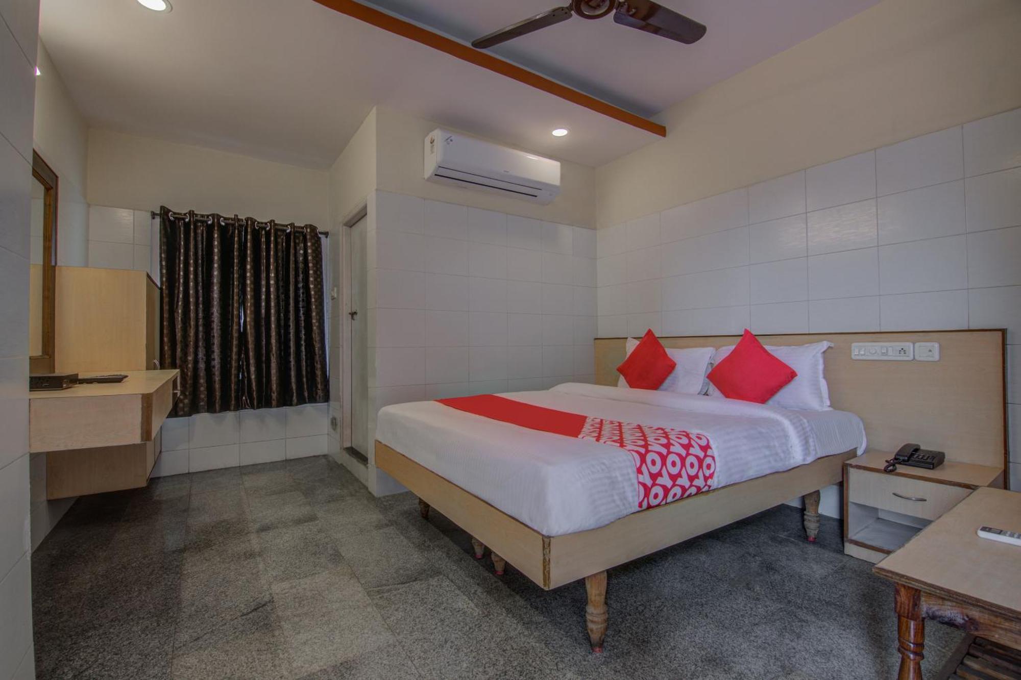 Hotel O Mayur'S Residency Near Malkpet Sururnagar Bagian luar foto