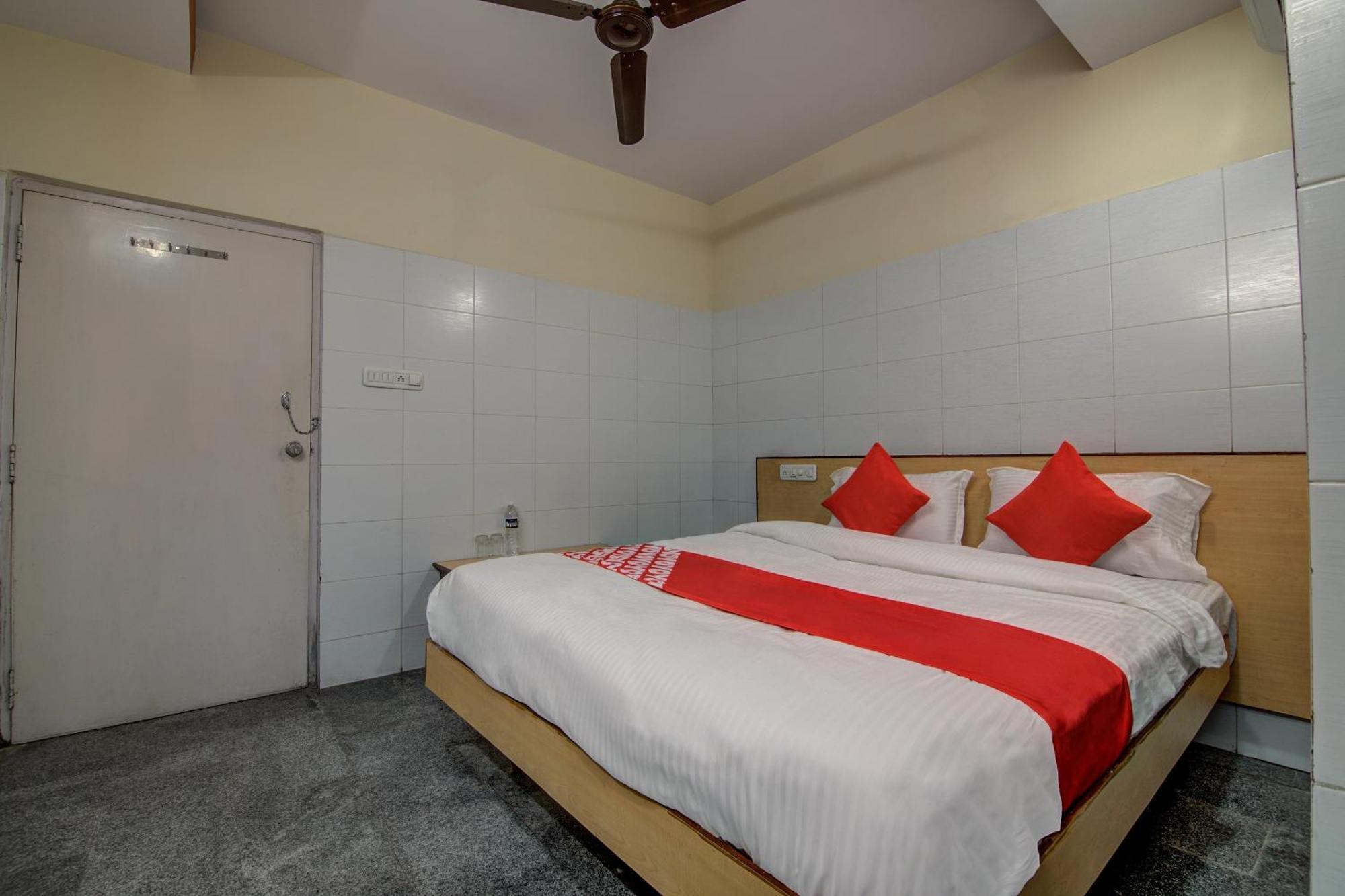Hotel O Mayur'S Residency Near Malkpet Sururnagar Bagian luar foto